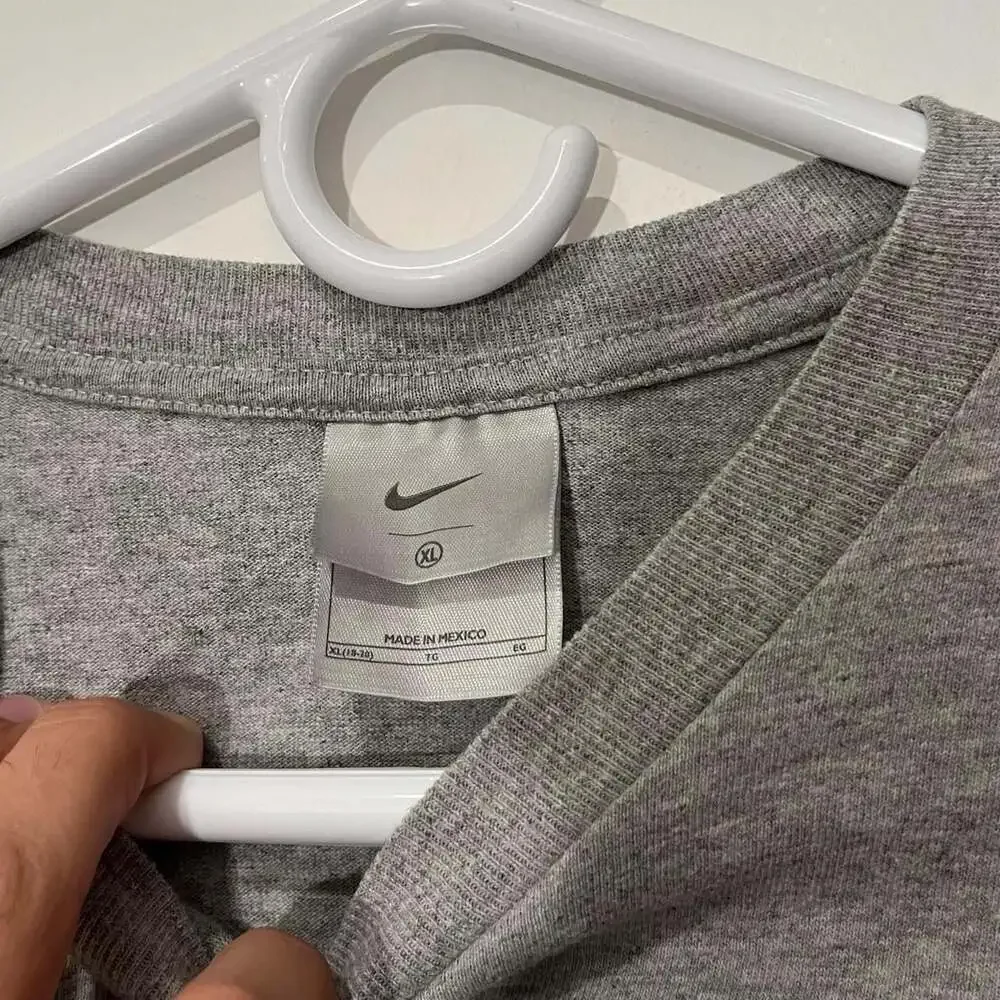Vintage Nike Gray Long Sleeve T-Shirt Box Logo Size XL Wmn